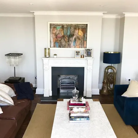 Marina Retreat - Stunning 4 Bedroom, 3 Bathroom House With Harbour Views! Ramsgate Exterior photo